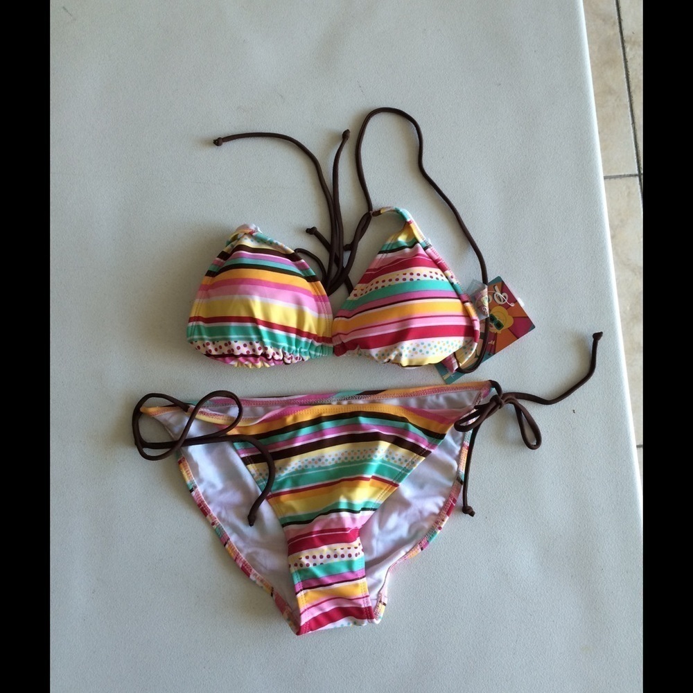 🔴CLEARANCE🔴 NWT Size M Pool Party Bikini